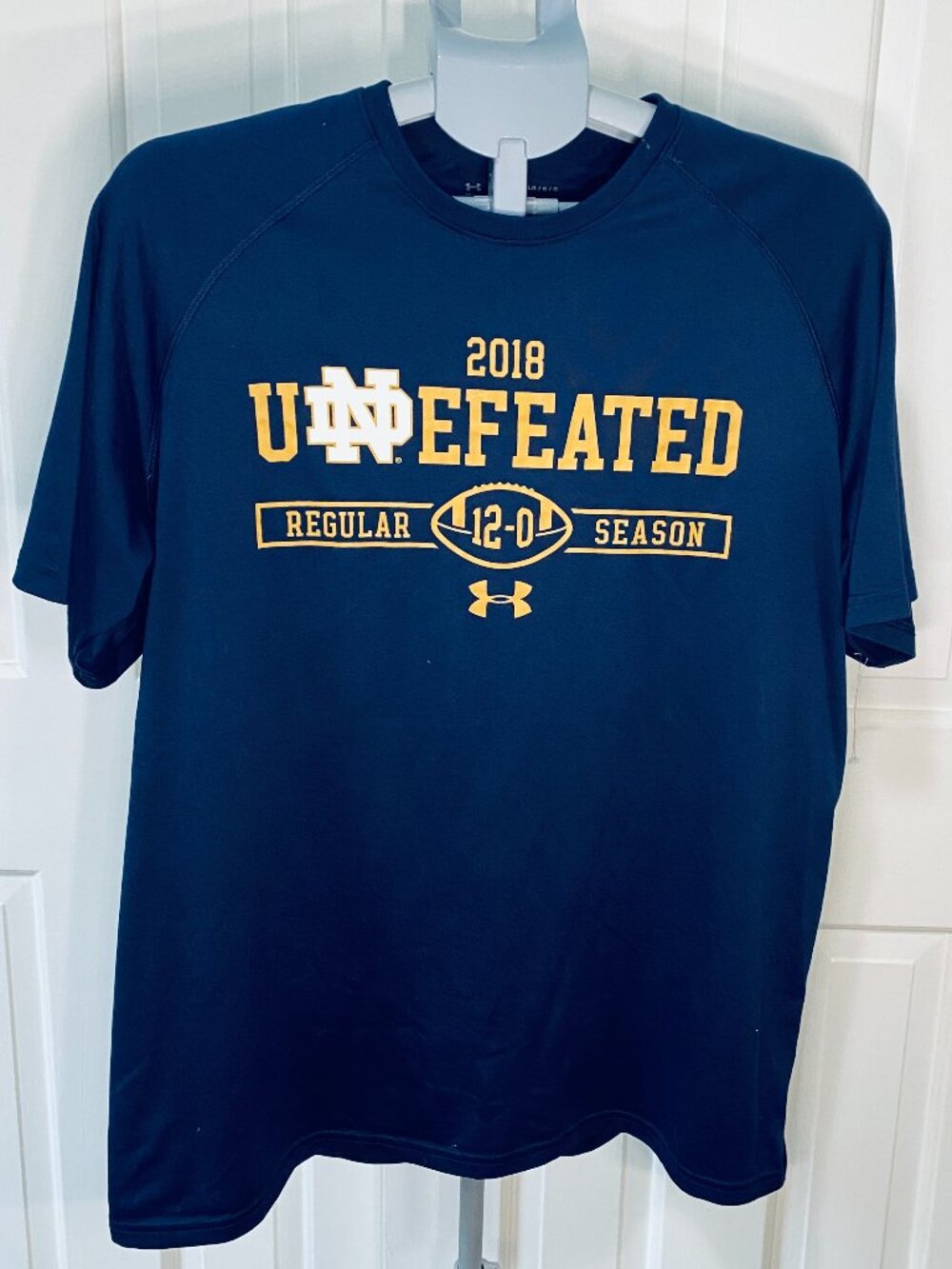 NOTRE DAME 2018 UNDEFEATED REGULAR SEASON UnderArmour HeatGear Lg Loose Navy EUC